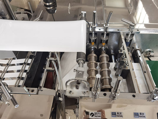 400mm Film Lebar PLC Alkohol Swab Mesin Manufaktur Alkohol Prep Pad Mesin Produksi