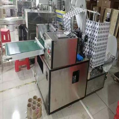 Mesin kemasan penyegelan empat sisi yang didorong secara mekanis 220V 5KW 6 jalur Produksi saringan alkohol