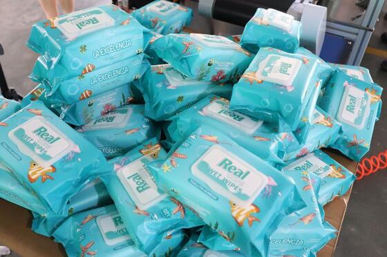 Good price Mesin pengemasan tisu basah multi-fungsi yang cocok untuk bahan dan ukuran kemasan yang berbeda memastikan fleksibilitas on line